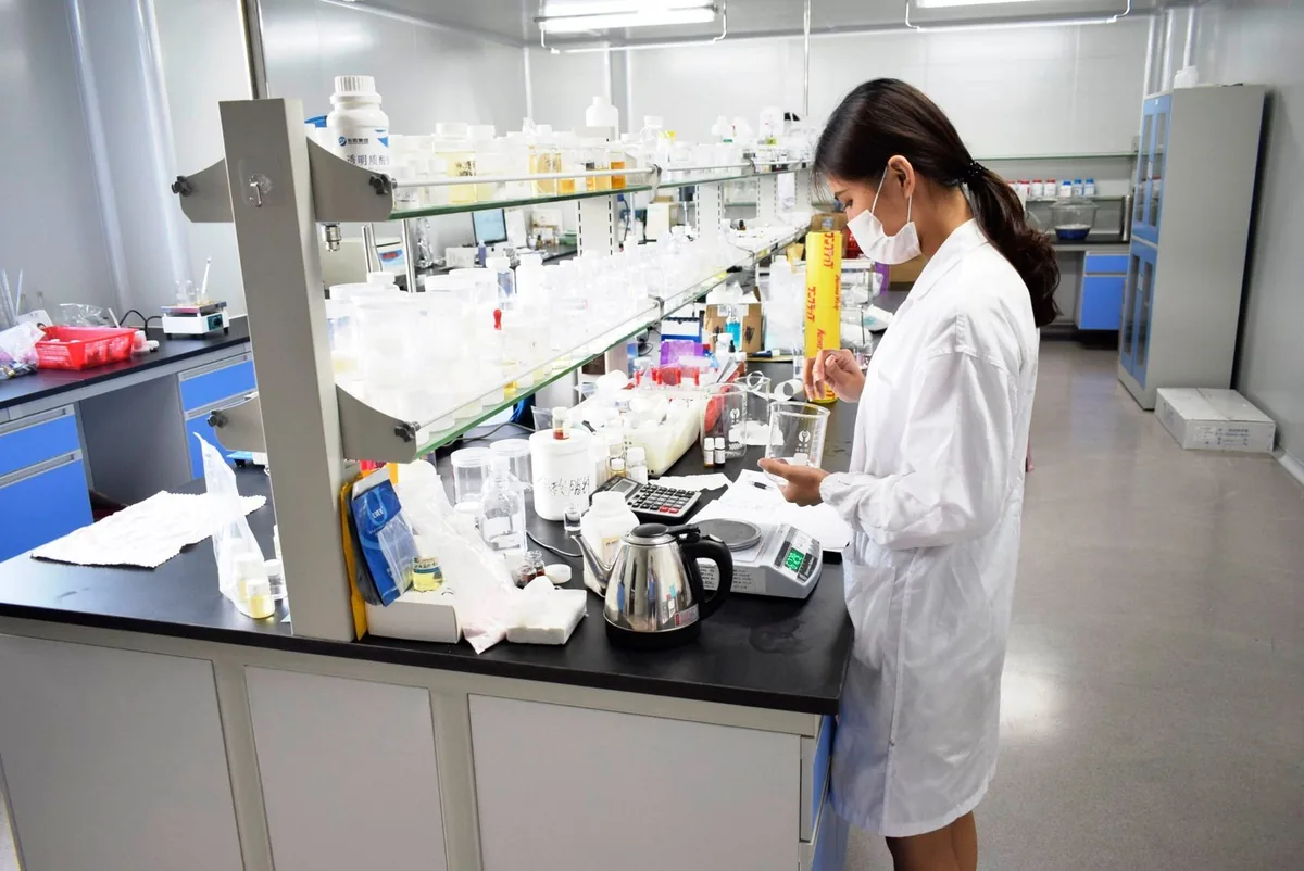 LOYAR Cosmetics R&D laboratory